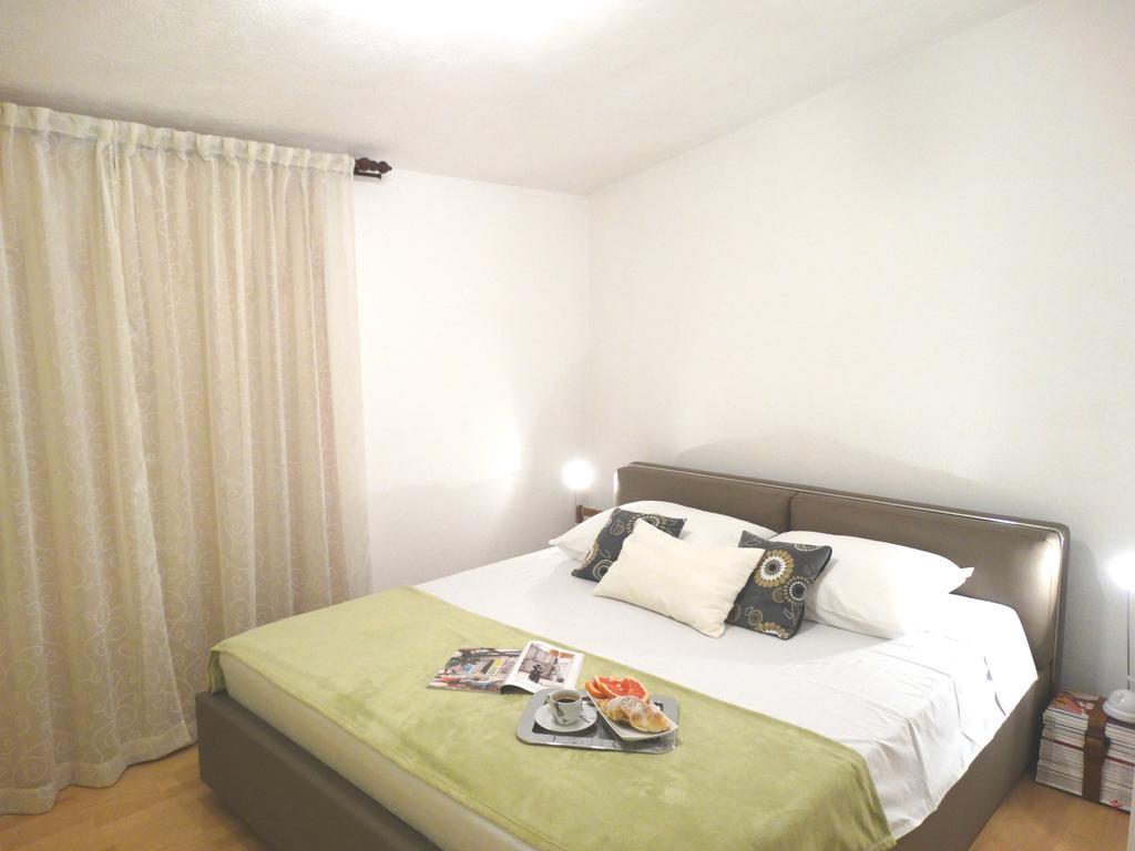 Marina Apartments Kaštela Eksteriør billede
