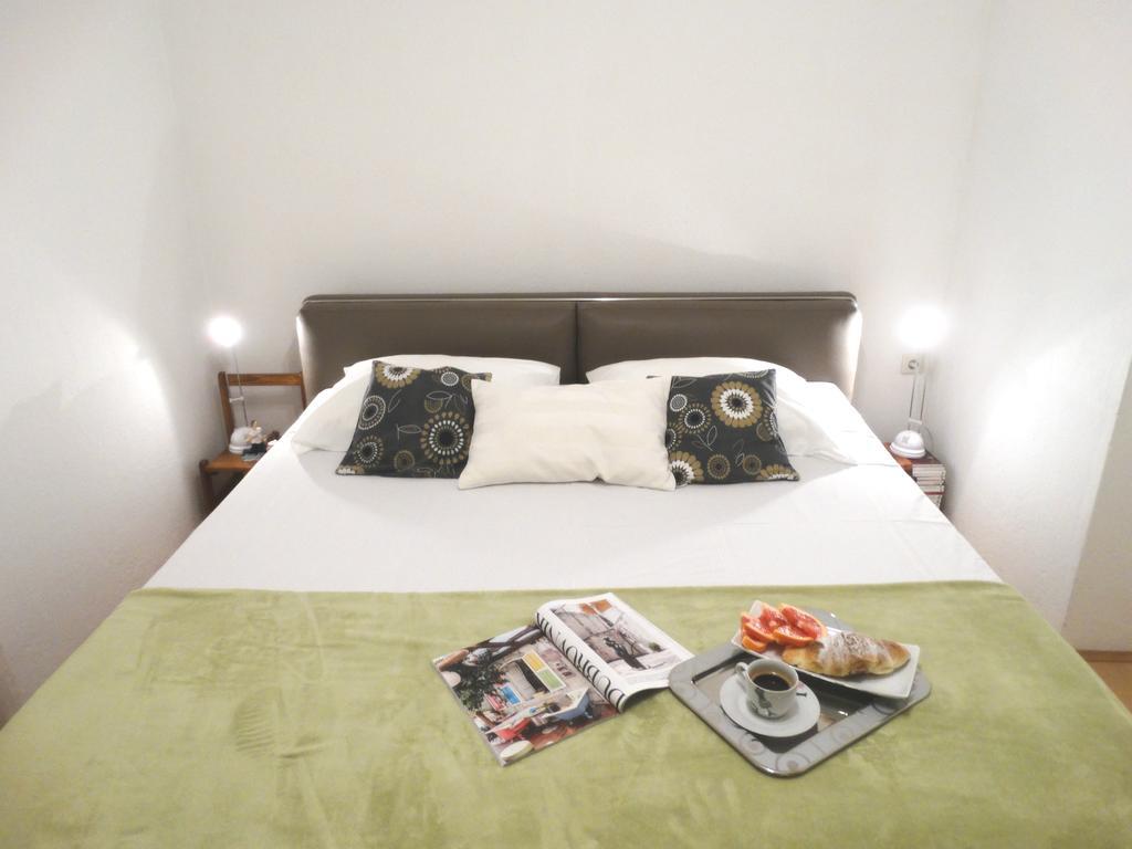 Marina Apartments Kaštela Eksteriør billede