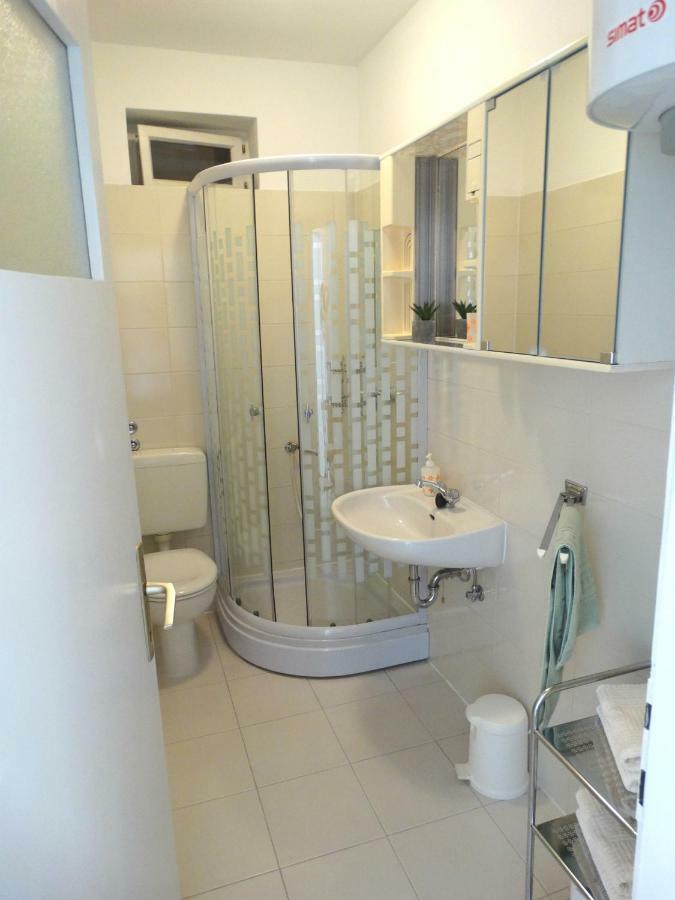 Marina Apartments Kaštela Eksteriør billede