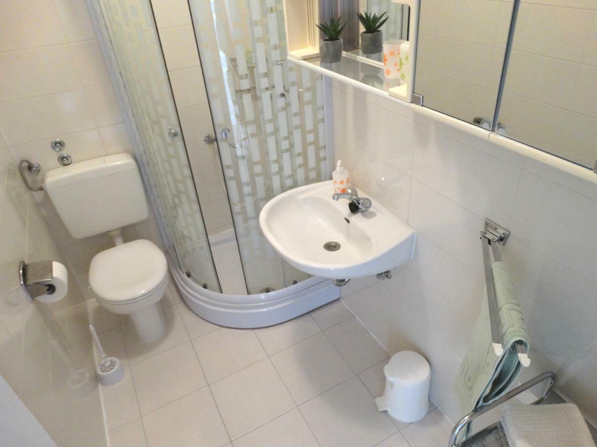 Marina Apartments Kaštela Eksteriør billede